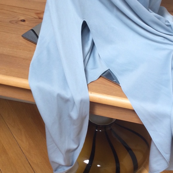 HOST PIC💕💕Beautiful Light Blue Long Dress Sz 5/6 - Picture 6 of 6